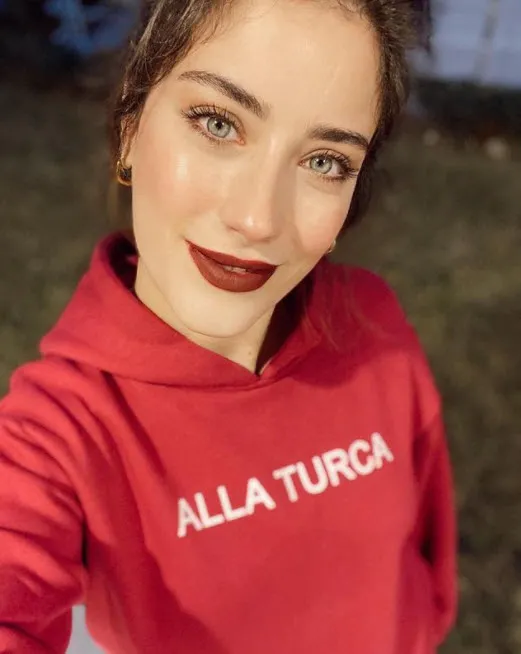 Hazal Kaya koronavirüse yakalandı! Son durumu… - 1