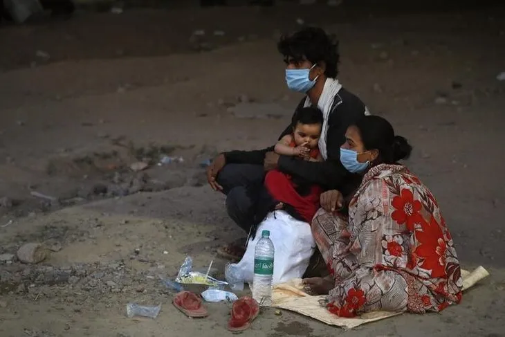 Hindistan’da “Maske yok” diyen doktoru akıl hastanesine yatırdılar