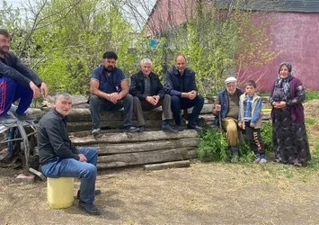 Bu köyde herkesin soyadı 'S' ile başlıyor! Nedeni ise...