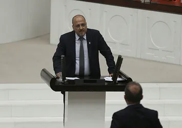 AK Parti'den HDP'li Ahmet Şık'a dava