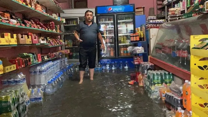 İstanbul’da sağanak yağış etkili oldu!
