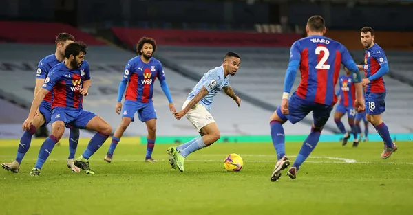 Manchester City sahasında Crystal Palace'ı 4-0 yendi - 1
