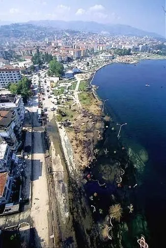 17 Ağustos Marmara Depremi'nin 22. yılı! Acı dolu kareler