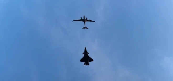 Gökyüzünün yeni Fatih’i Bayraktar Kızılelma ve Akıncı’dan kol uçuşu