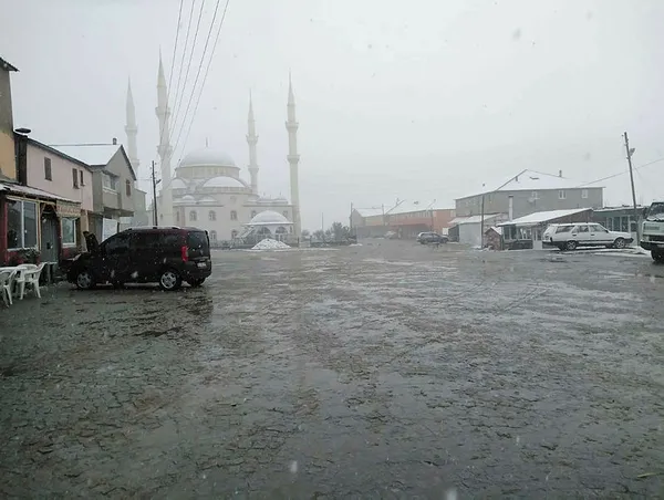 Rize, Antalya, Bayburt, Erzurum, Erzincan, Gümüşhane'ye ilk kar yağdı - 6