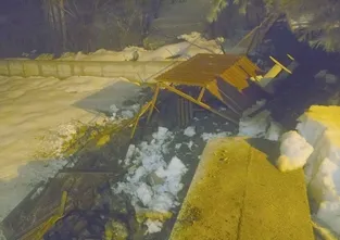 Hakkari'de istinat duvarı çöktü