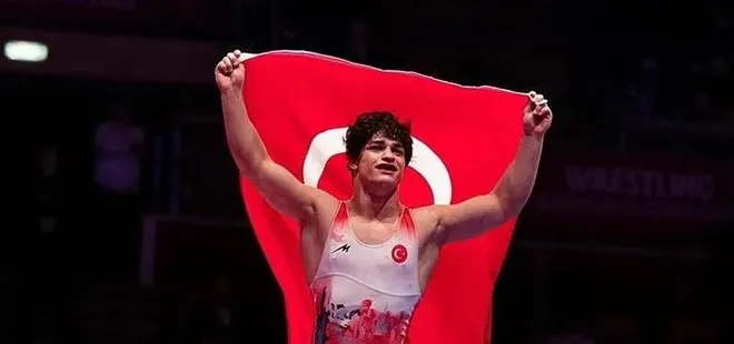 Güreşte Avrupa Şampiyonu olan Alperen Berber’den bozkurt selamı! Merih Demiral’a selam çaktı