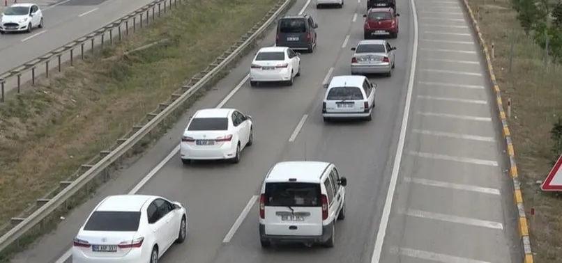 43 ilin geçiş noktası Kırıkkale 'kilit kavşak'ta büyük yoğunluk