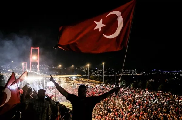 15-temmuz-demokrasi-ve-milli-birlik-gununde-turkiye-tek-ses-1626321345983.jpeg 15 Temmuz Demokrasi ve Milli Birlik Günü'nde Türkiye tek ses! - 1