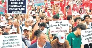 LGBT dayatmasına karşı aileler ayakta!