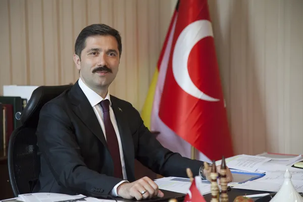 son-dakika-ak-partide-yeni-gorevlendirmeler-belli-oldu-1687188686224.jpg AK Parti'de yeni görevlendirmeler belli oldu! - 2
