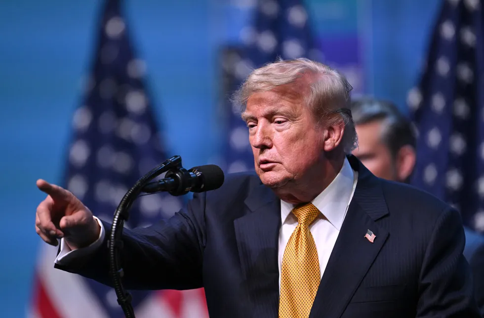 abd-baskani-trumptan-nato-organizasyonuna-ovguler-erdogan-harika-bir-lider-1783531430638.jpg ABD Başkanı Donald Trump NATO Zirvesi kapsamında Beştepe'de açıklamalarda bulundu (AA)