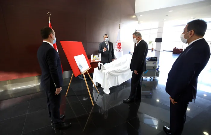 Son dakika: Milli Savunma Bakanı Akar açıkladı: Tamamen yerli ve milli mekanik solunum cihazı üretildi