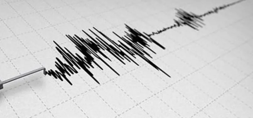 İSTANBUL'DA DEPREM
