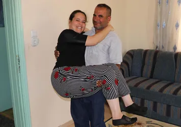 İlhami ile Esma'nın aşkı engel tanımıyor