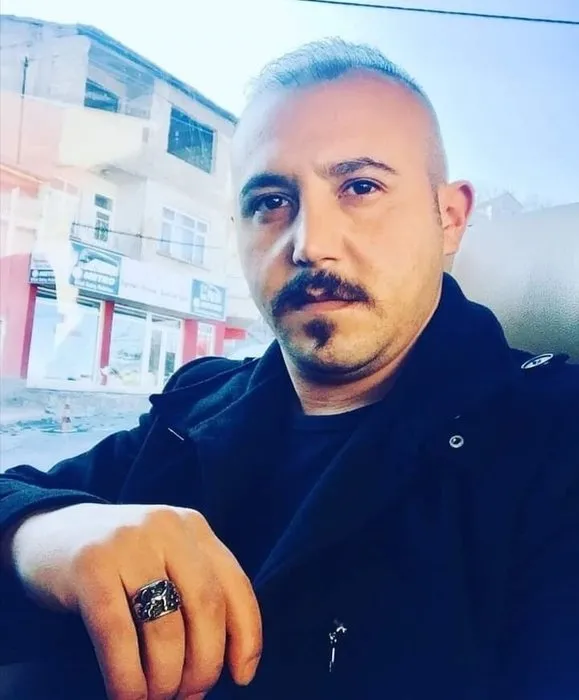 1644419538503.jpg Halasının kızının üzerine kuma getirdi diye para istedi! Kasadan çıkardığı tabancayla dehşet saçtı - 3