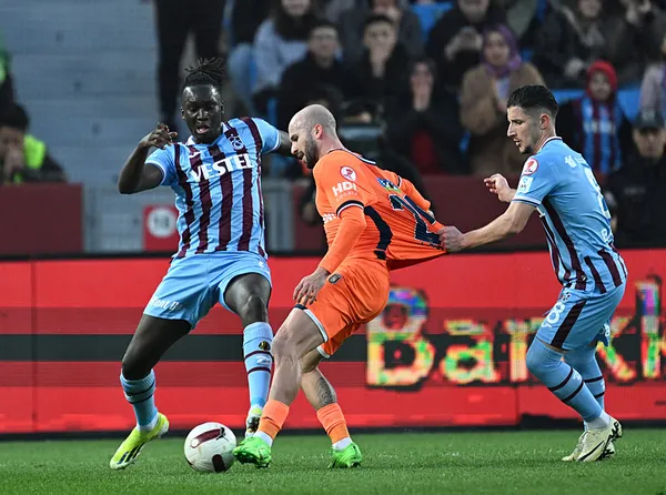 kupada-trabzonspor-firtinasi-visca-atti-tur-geldi-trabzonspor-1-0-basaksehir-mac-sonucu-1709138341910.jpg Kupada Trabzonspor fırtınası! Visca attı tur geldi! Trabzonspor 1-0 Başakşehir (MAÇ SONUCU) - 3