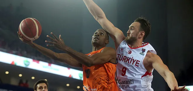 Son dakika: Türkiye, Hollanda’ya mağlup oldu