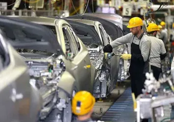 Dolardaki sert düşüş otomobil fiyatlarına yansıyor! Markalar harekete geçti