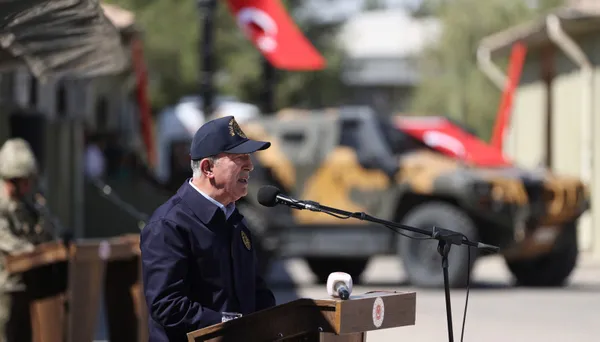 Son dakika: Milli Savunma Bakanı Hulusi Akar açıkladı! Asos'ta operasyon: Türkiye sınırına 140 km mesafedeki 16 mağara vuruldu - 2