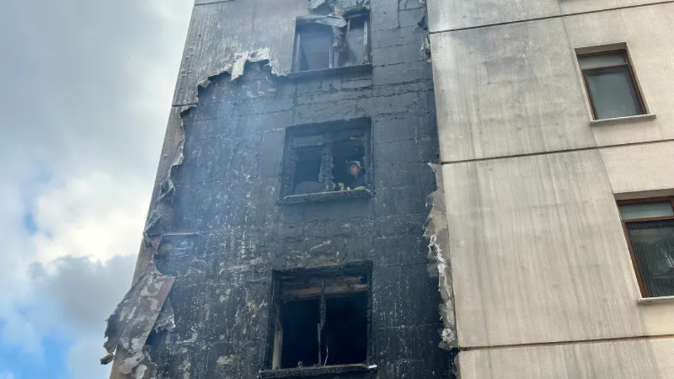 Eskişehir'de korku dolu anlar! Alevler 7 katlı binayı sardı: Bayram ziyareti olası faciayı önledi