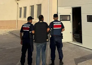 Firari FETÖ'cü cenazede yakalandı