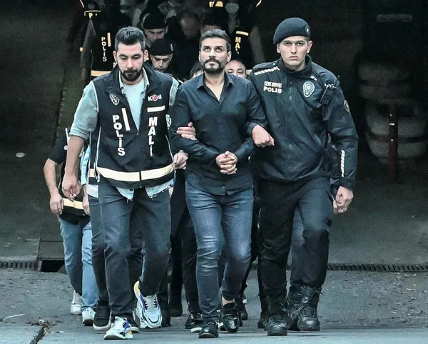 1704864413982.jpg Polat ailesine bir şok daha: Yeni dava yolda! Geçmişleri peşlerini bırakmıyor - 1