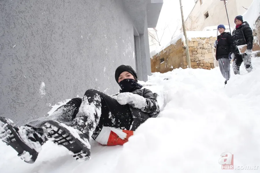 24 Şubat Pazartesi okul var mı, yok mu? İstanbul’da okullar tatil mi? Eğitime ara verilen iller 2