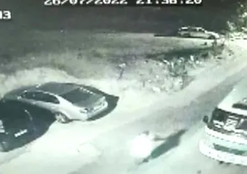 İzmir’de iş görüşmesine gitti ormanda bulundu! Sinem Çiçek’in sır ölümünde yeni görüntüler: Sokağın ortasında...