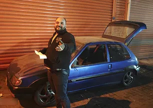 Aydın'da abartı egzozlu otomobilin sürücüsüne ceza