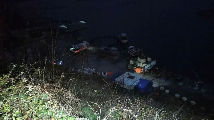 Samsun Bafra'da baraj gölüne düşen otomobildeki 4 kişiden 3'ü öldü - 1