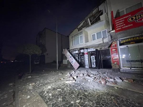 1669178415811.jpg Uzmanlar İstanbul ve Ankara’da da hissedilen Düzce depremini değerlendirdi! Beklenen İstanbul depreminin öncüsü mü? - 2