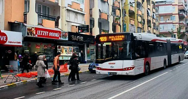 chpli-belediyelerde-zam-furyasi-izmirde-her-ay-ulasima-zam-tam-bilet-7-lira-10-kurusa-yukseldi-1651733272647.jpg CHP'li belediyelerde zam furyası! İzmir'de her ay ulaşıma zam: Tam bilet 7 lira 10 kuruşa yükseldi - 2