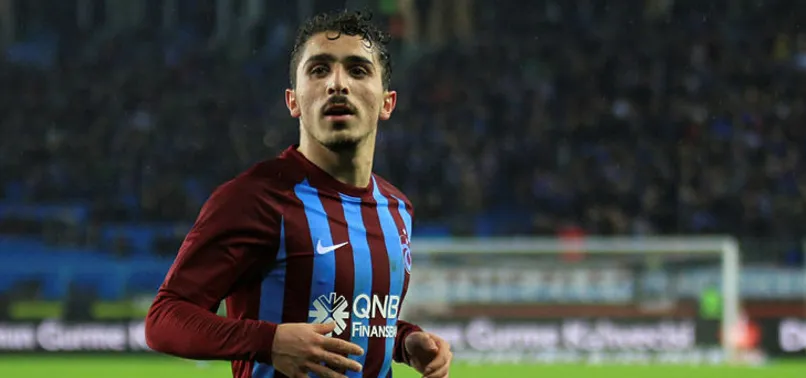 Barcelona Abdülkadir Ömür'ü izliyor