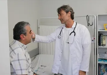 Aile hekimleriyle ilgili yeni yönetmelik! Resmi Gazete'de yayımlandı