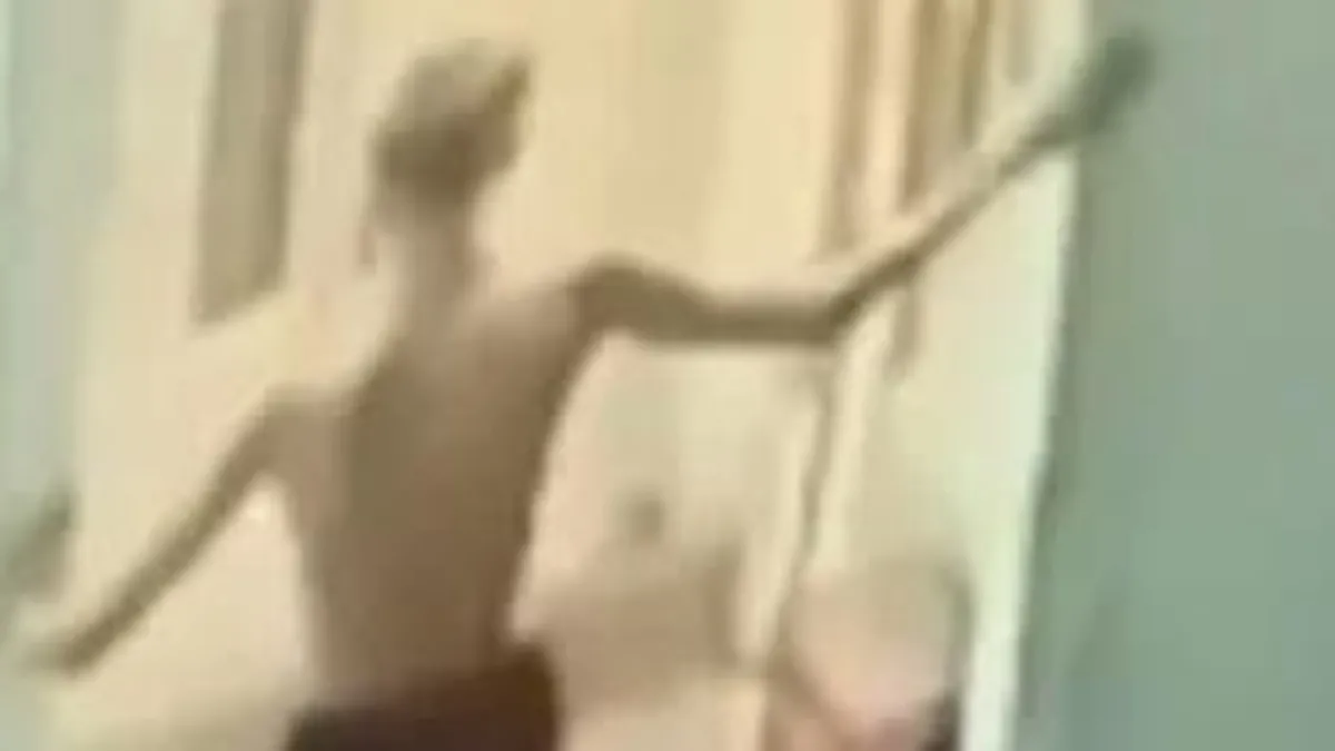 Cansız bedenleri İzmir'de otel odasında bulunmuştu! Ege Uğraş'ın son anları ortaya çıktı: Güçlükle yürüyerek...