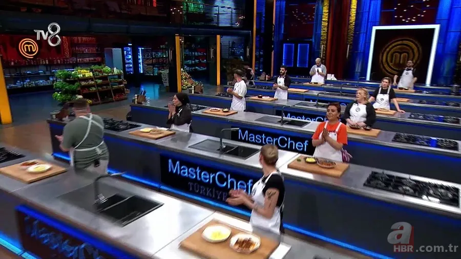 MasterChef ana kadroya giren 10. yarışmacı kim oldu? 21 Temmuz Pazartesi günü MasterChef kadrosuna hangi isim katıldı? 5
