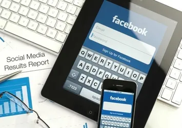 İş dünyasına Facebook hamlesi