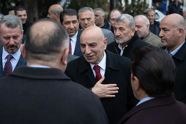 Cumhur İttifakı’nın Ankara adayı Turgut Altınok’tan samimi açıklamalar: 5 yılda 8 gün tatil yaptım | Gençlerle misket oynadı