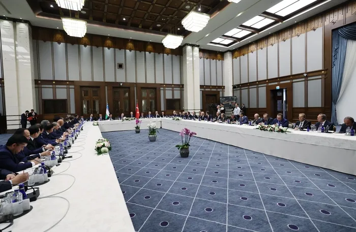 1717700099571.jpg Başkan Erdoğan Türkiye-Özbekistan İş Forumu'nda konuştu: Gidecek çok yolumuz var - 3