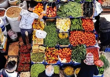 Bahar geldi tarlada sebze meyve fiyatları geriledi! "Tarla ile raf arasında üç kat fark var"