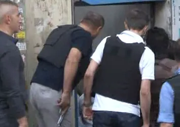Okmeydanı'nda rehine krizi çözüldü!