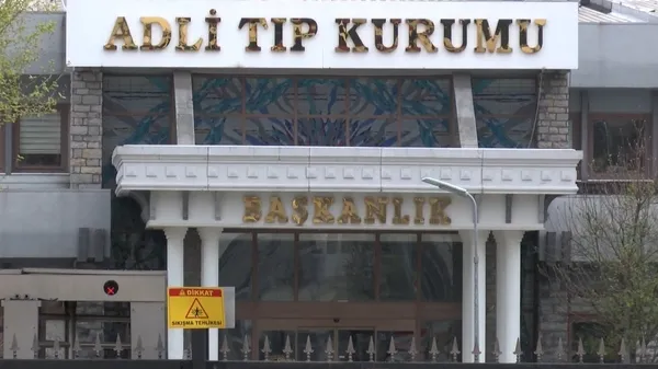 1682148943714.jpg Tuzla'da feci olay! Japon mühendise vinç çarptı hayatını kaybetti - 3