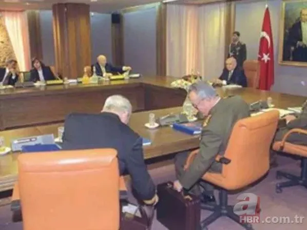 Türk tarihinin en kara günlerinden! Üzerinden çeyrek asır geçti yarası hala kapanmadı: 28 Şubat darbesi