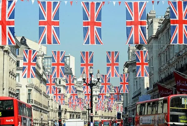 Ekonomik krizi yönetemeyen İngiliz hükümetine karşı flaş çağrı! İş gücü krizine karşı harekete geçme