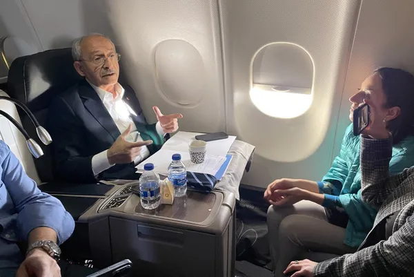 chp-lideri-kemal-kilicdaroglu-fetocu-serif-ali-tekalan-ile-okulda-mi-gorustu-kilicdaroglunun-abddeki-kayip-8-s-1665721063410.jpg CHP Lideri Kemal Kılıçdaroğlu FETÖ'cü Şerif Ali Tekalan ile okulda mı görüştü? Kılıçdaroğlu'nun ABD'deki kayıp 8 saati... - 4