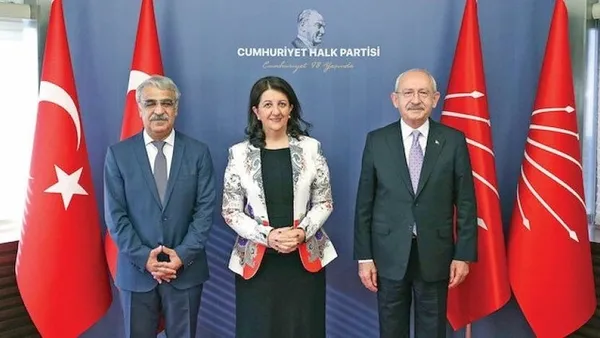 Şehit ailelerinden 7'li koalisyona yaylım ateşi: İki elim yakanızda - 3