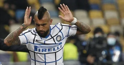 Galatasaray'dan Vidal bombası! Sezon sonu için görüşmeler başladı