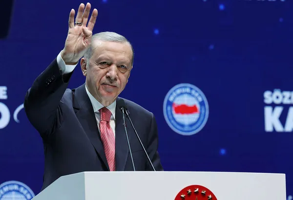 emekli-maaslarinda-flas-gelisme-ak-parti-alt-sinirin-5500-tl-olmasina-iliskin-yasa-teklifini-tbmm-baskanligina-1672855077866.jpg Emekli maaşlarında flaş gelişme! AK Parti alt sınırın 5500 TL olmasına ilişkin yasa teklifini TBMM Başkanlığına sundu - 4