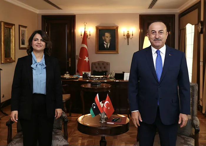 Dışişleri Bakanı Mevlüt Çavuşoğlu’ndan kritik görüşme! Libyalı mevkidaşı Manguş’la bir araya geldi